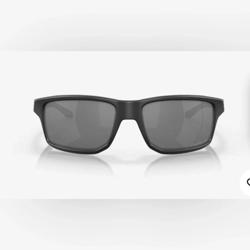 NWOT - Authentic - Oakley Gibston Polarized Sunglasses - Black / Grey - Picture 3 of 16